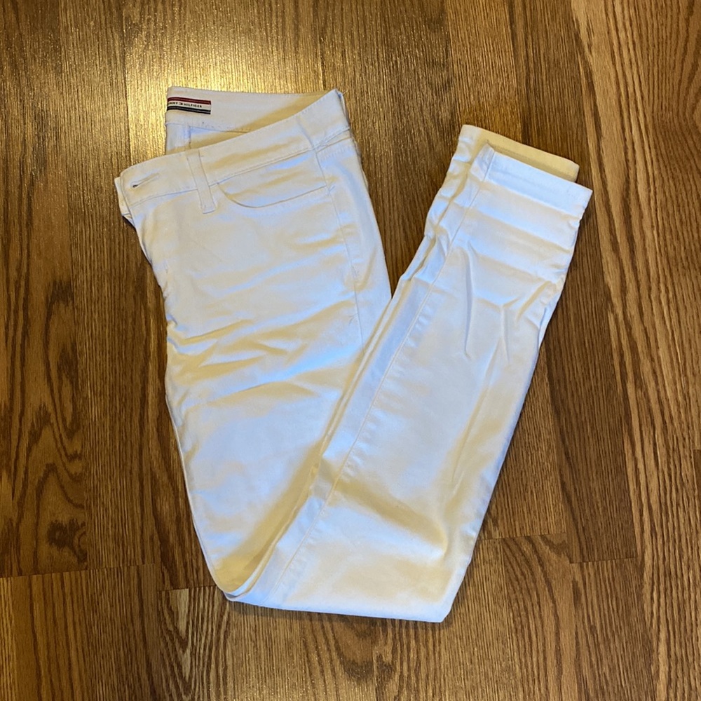 NWOT Tommy Hilfiger White Jeans/Leggings